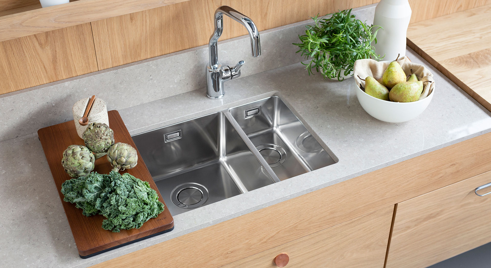 Stala Heldekkende Benkeplater Kjokkenvasker Veggplater Postkasser Stalatex