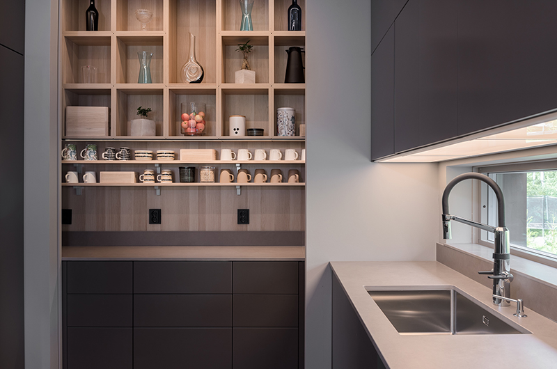 STALA_Ultra-70_sink_800px_03.jpg