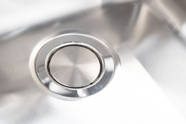 Stilrent avløpssil med magnetlokk og kurvbunnventil Y-1124